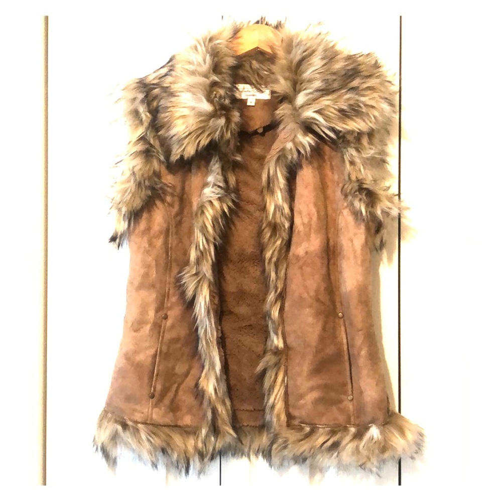 Tasha Polizzi Faux Fur Vest NWT Size Small